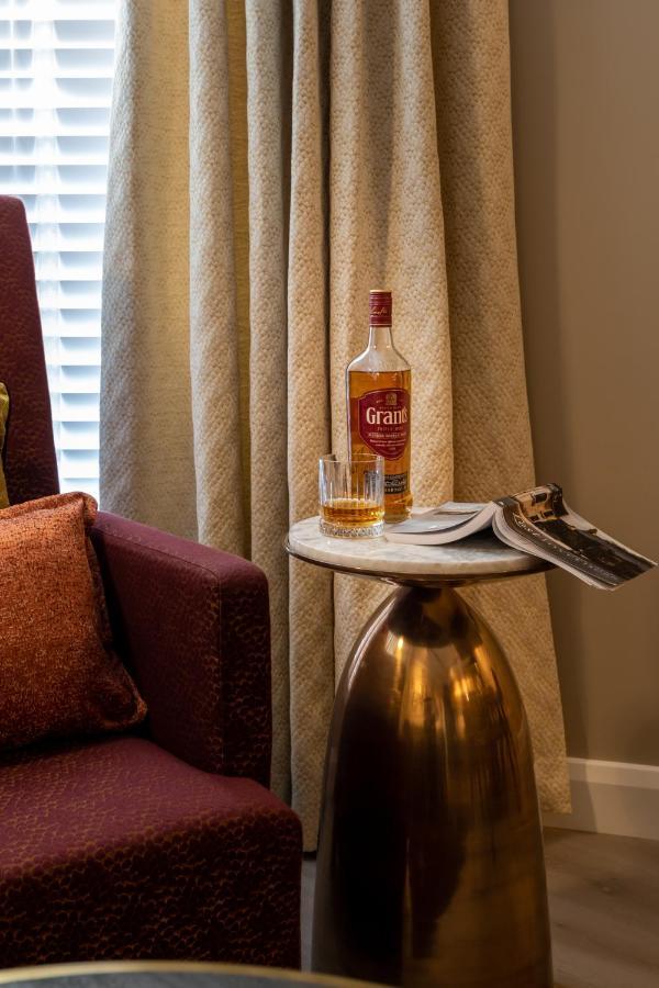 Pamper Yourself In Our Double Sized Copper Tub -2 Bedroom Inverness