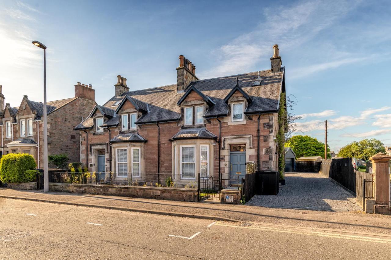Pamper Yourself In Our Double Sized Copper Tub -2 Bedroom Inverness