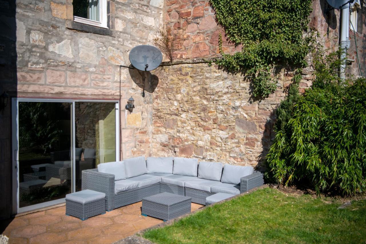 Dryburgh Town House * Inverness