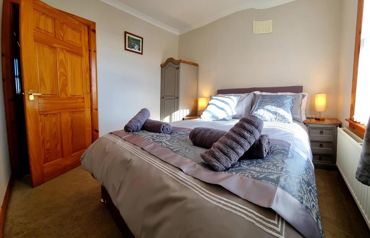 Holiday home 3 Bedroom House Free Parking *
