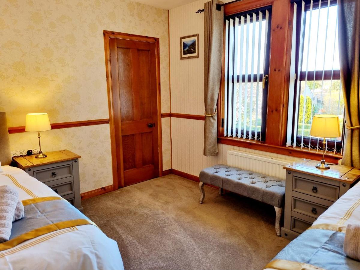 Holiday home 3 Bedroom House Free Parking Inverness
