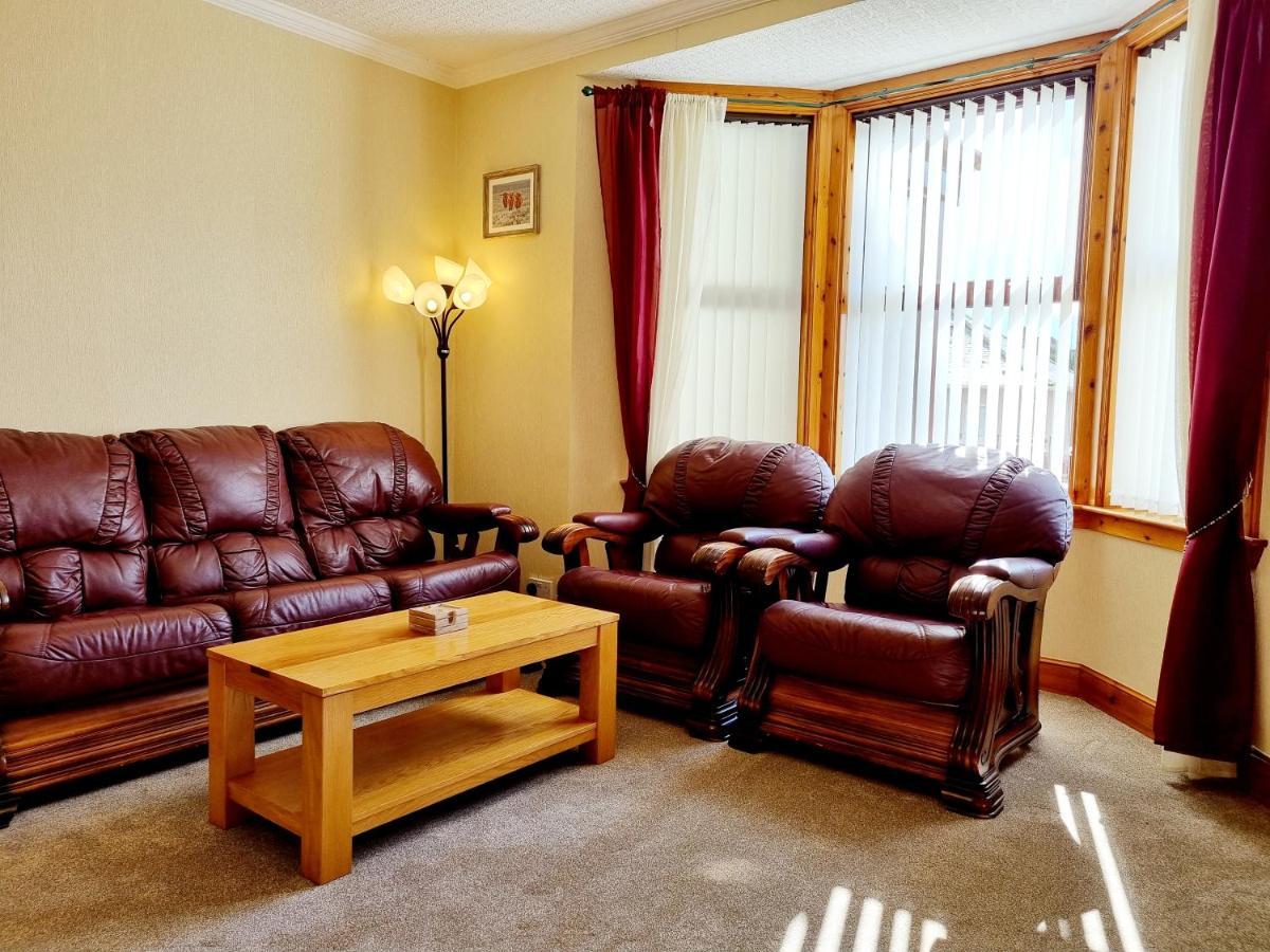 3 Bedroom House Free Parking Holiday home
