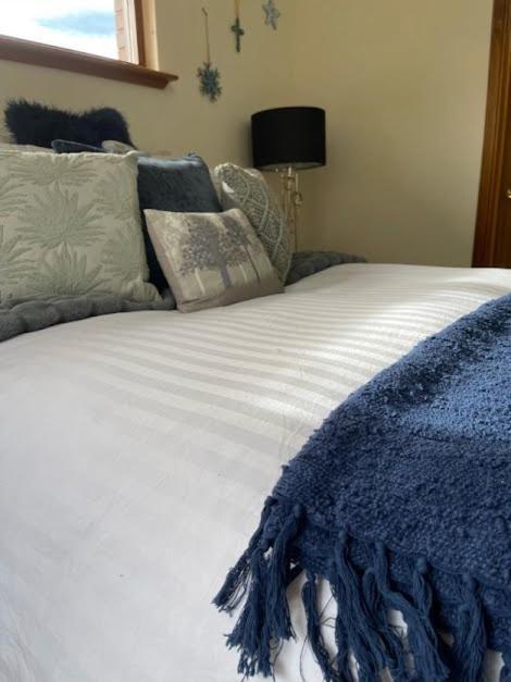 Villa Relax At The Blue House In The Highlands *