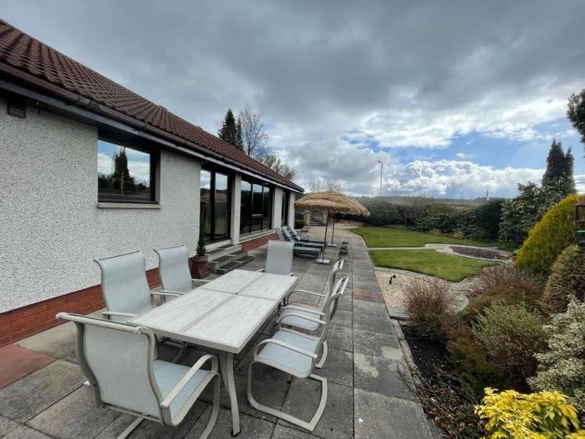 Relax At The Blue House In The Highlands Villa *