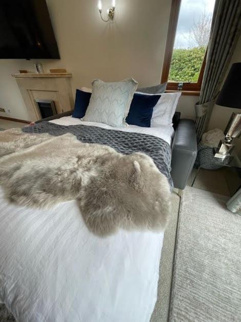 Villa Relax At The Blue House In The Highlands Inverness