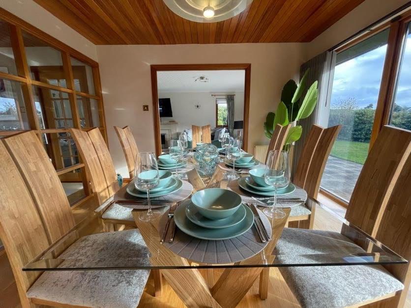 Relax At The Blue House In The Highlands Inverness