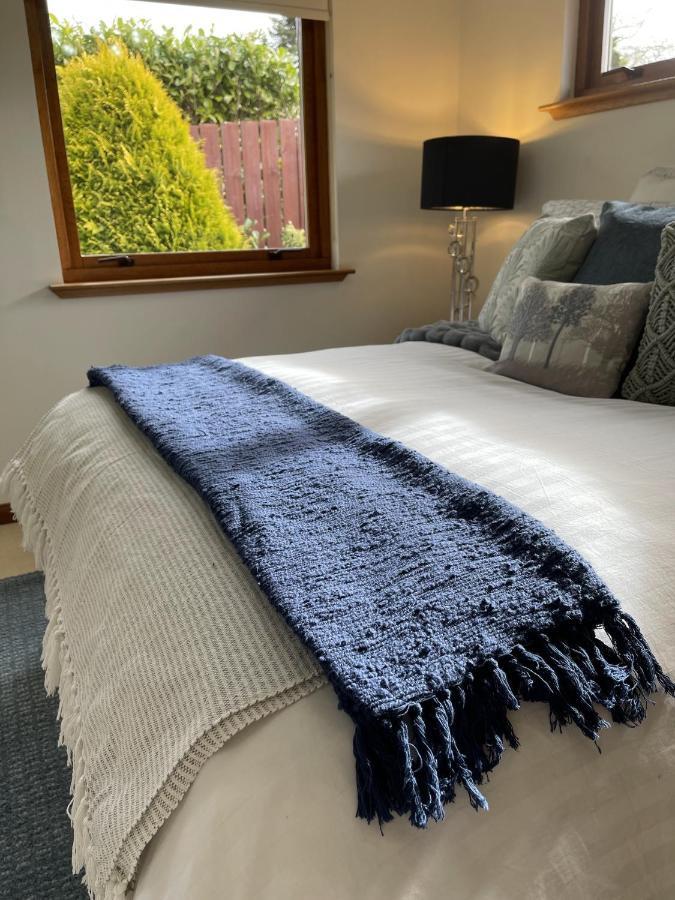 Relax At The Blue House In The Highlands Villa Inverness