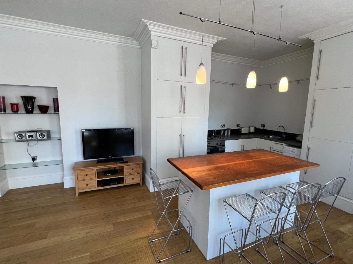 Apartment Historic Luxury In Centre