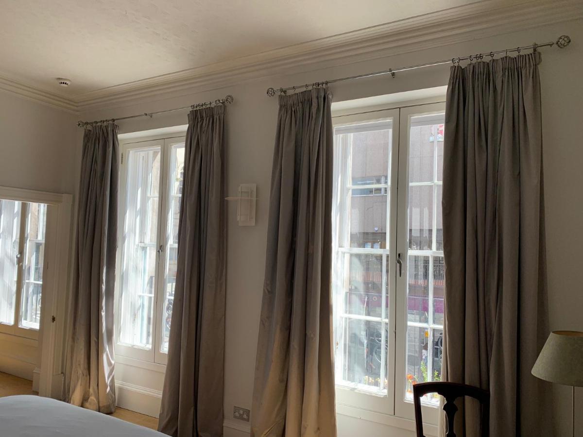 Apartment Historic Luxury In Centre