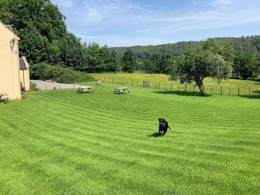 5 Bed Near Lochness With Hot Tub