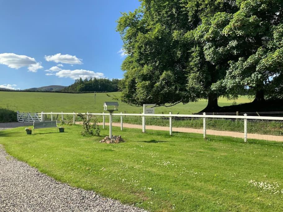 5 Bed Near Lochness With Hot Tub * Inverness