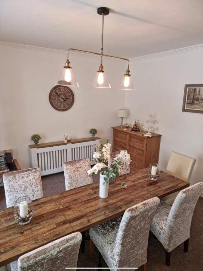 5 Bed Near Lochness With Hot Tub *