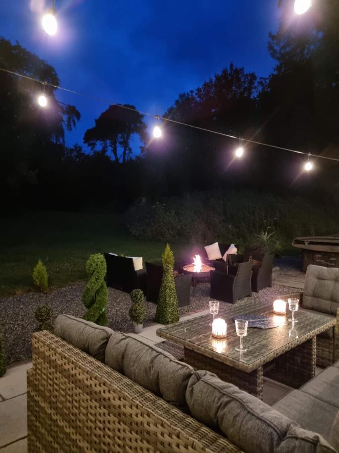 5 Bed Near Lochness With Hot Tub Inverness