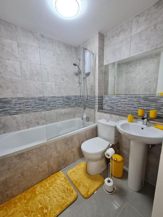Apartamento Lovely 2 Bedroom Flat In Inversness Area. *