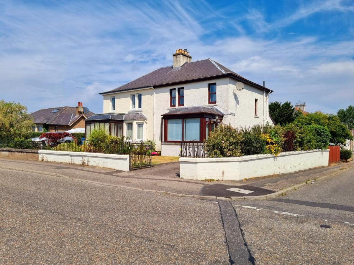 3 Bedroom House Free Parking Inverness