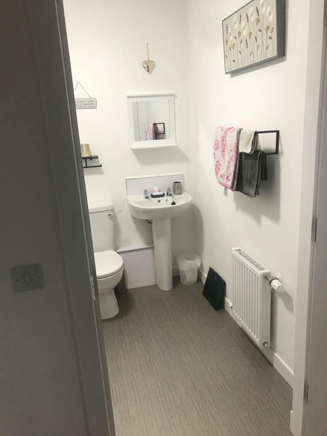 Modern And Bright In Quiet And Central Area Holiday home Inverness