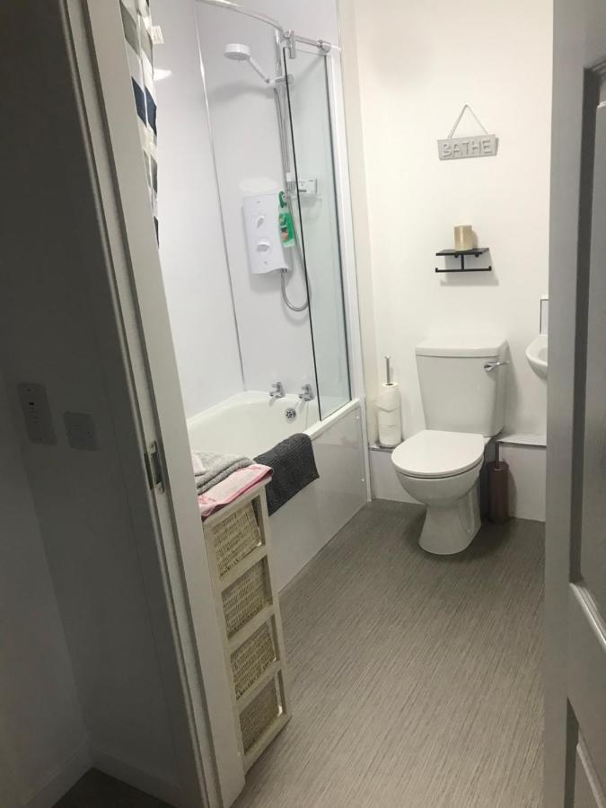 Modern And Bright In Quiet And Central Area Holiday home Inverness