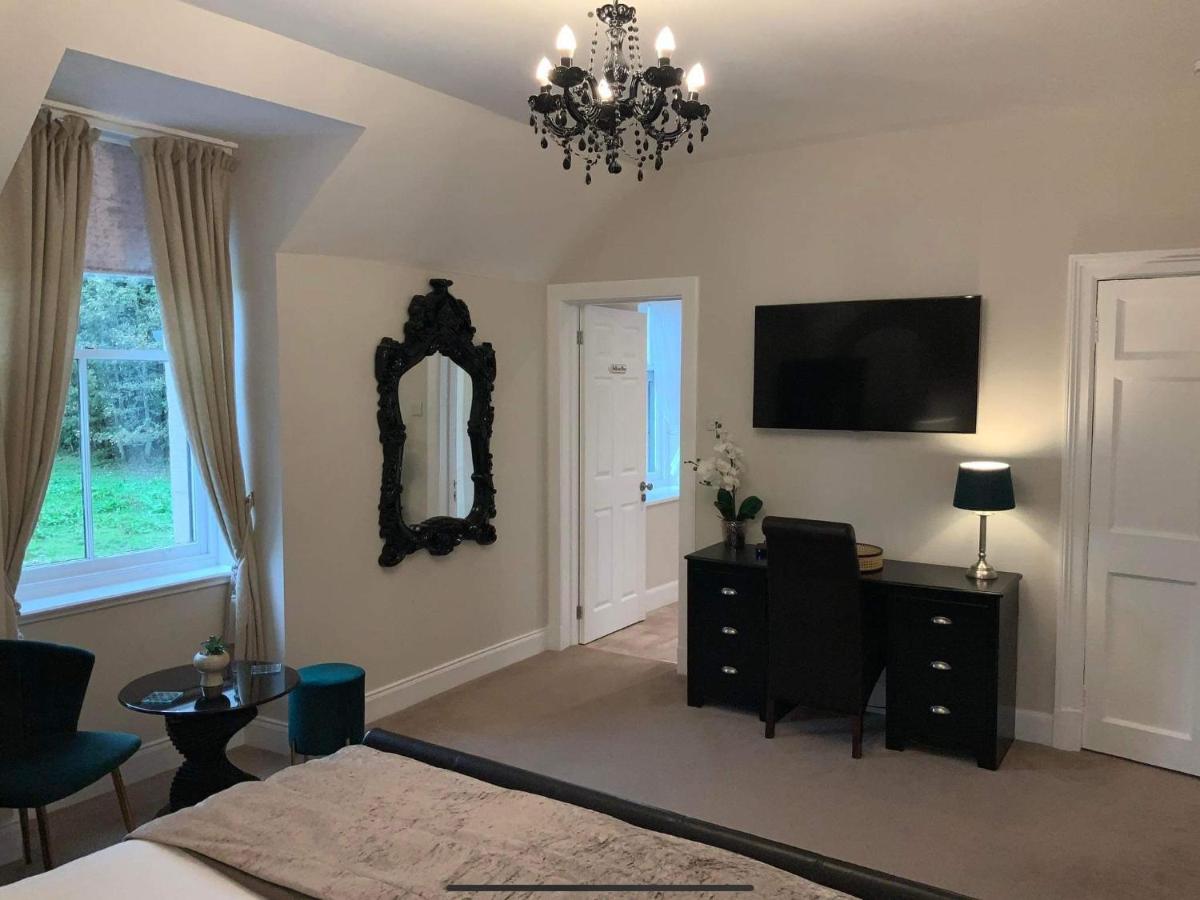 5 Bed Near Lochness With Hot Tub Villa Inverness