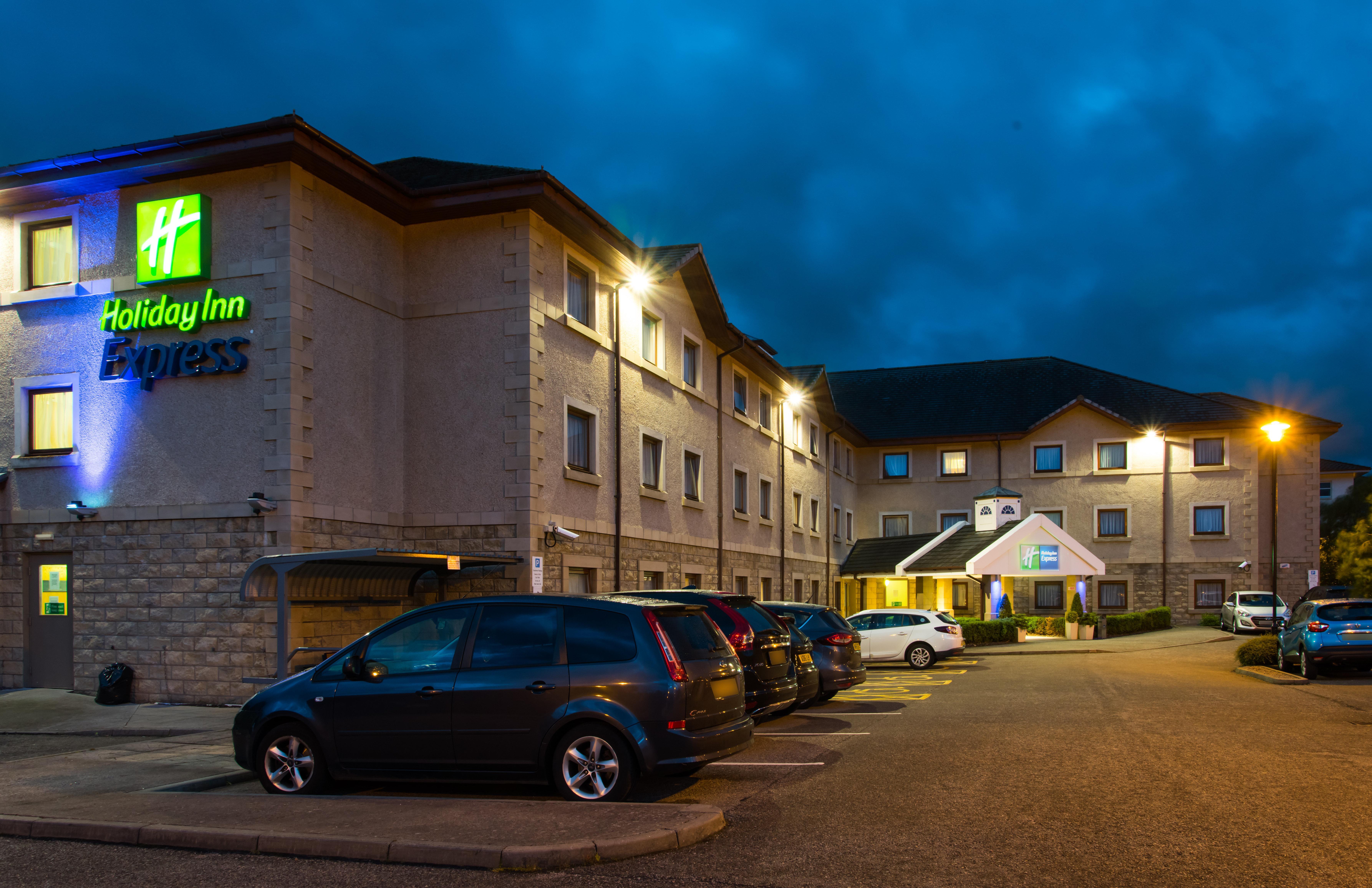 Express By Ihg Hotel 3*