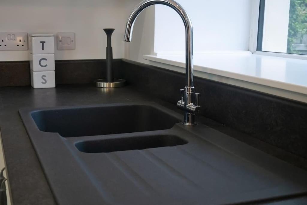 2 Bedroom Luxury Close To River Ness * Inverness