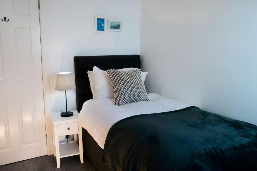 Holiday home 2 Bedroom Luxury Close To River Ness Inverness