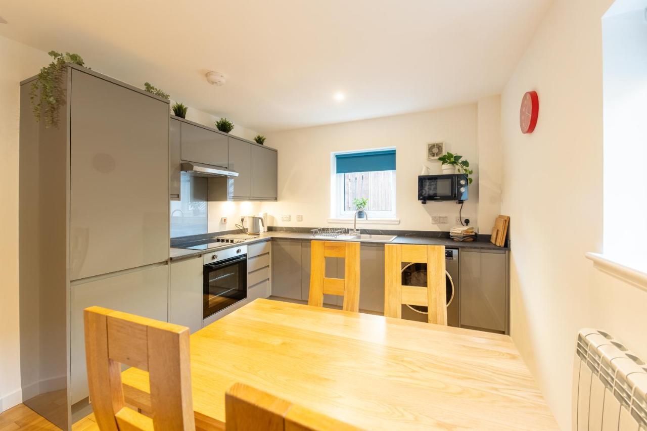 Modern Centre In Apartment *