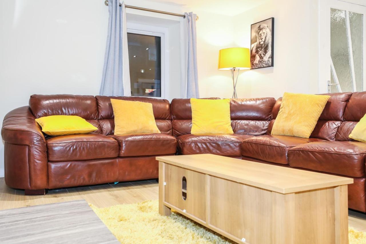 Casa de férias Mystayinn Tomnahurich 3 Bedroom House Inverness