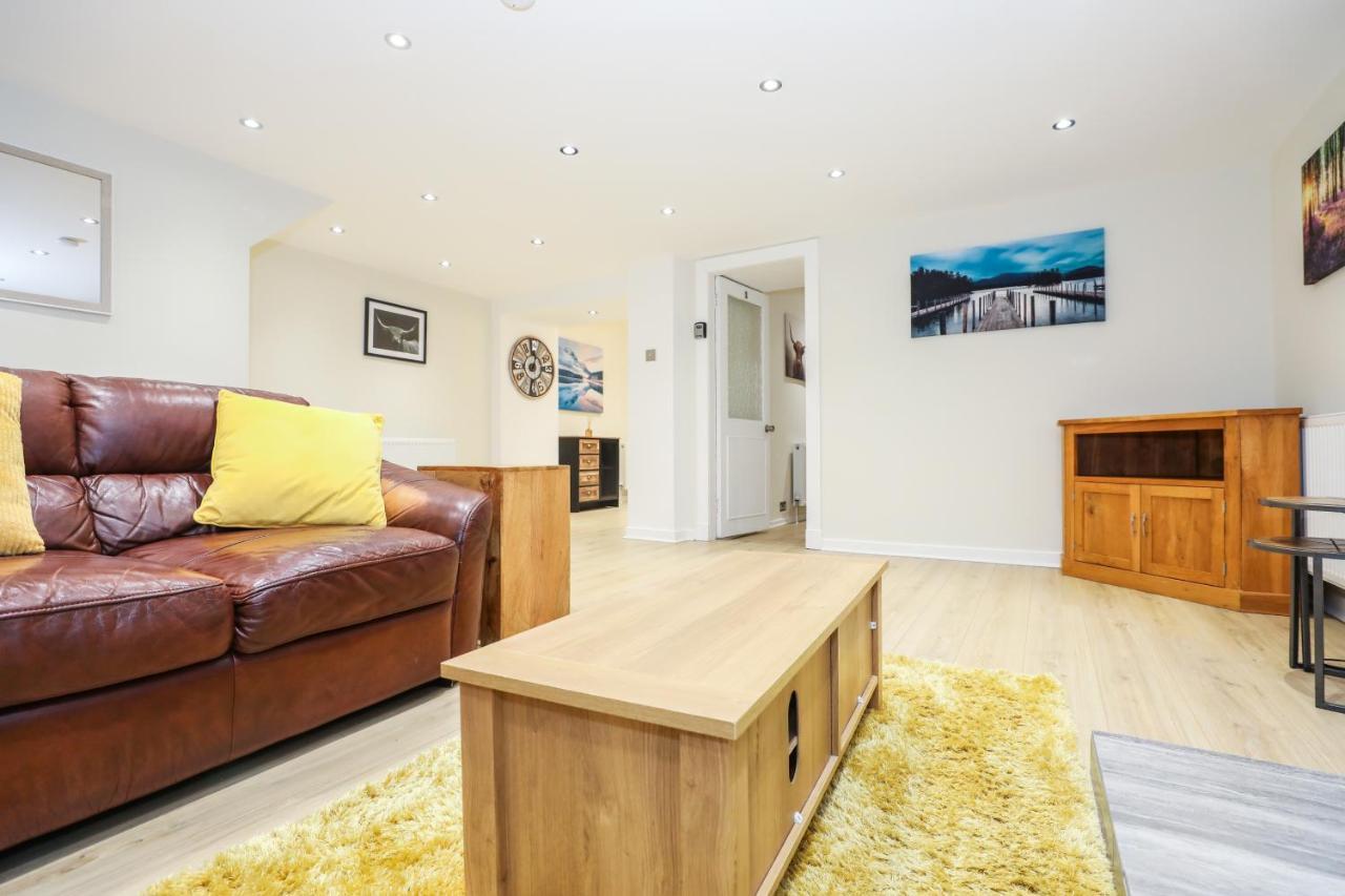 Casa de férias Mystayinn Tomnahurich 3 Bedroom House Inverness