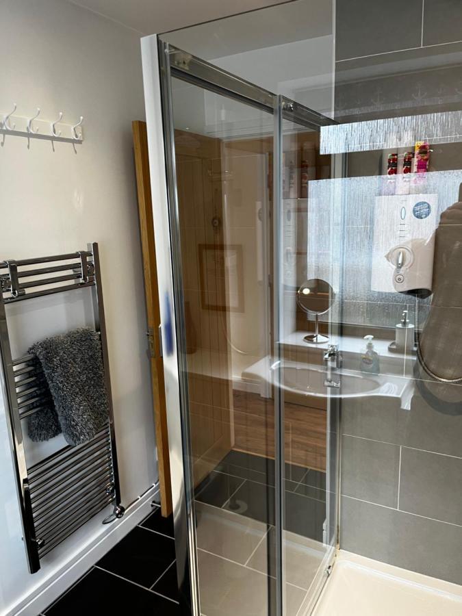 Lesanne Apartment
