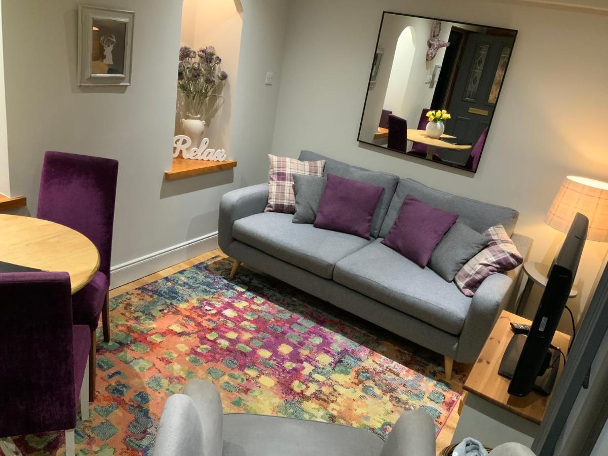 Corran Apartment