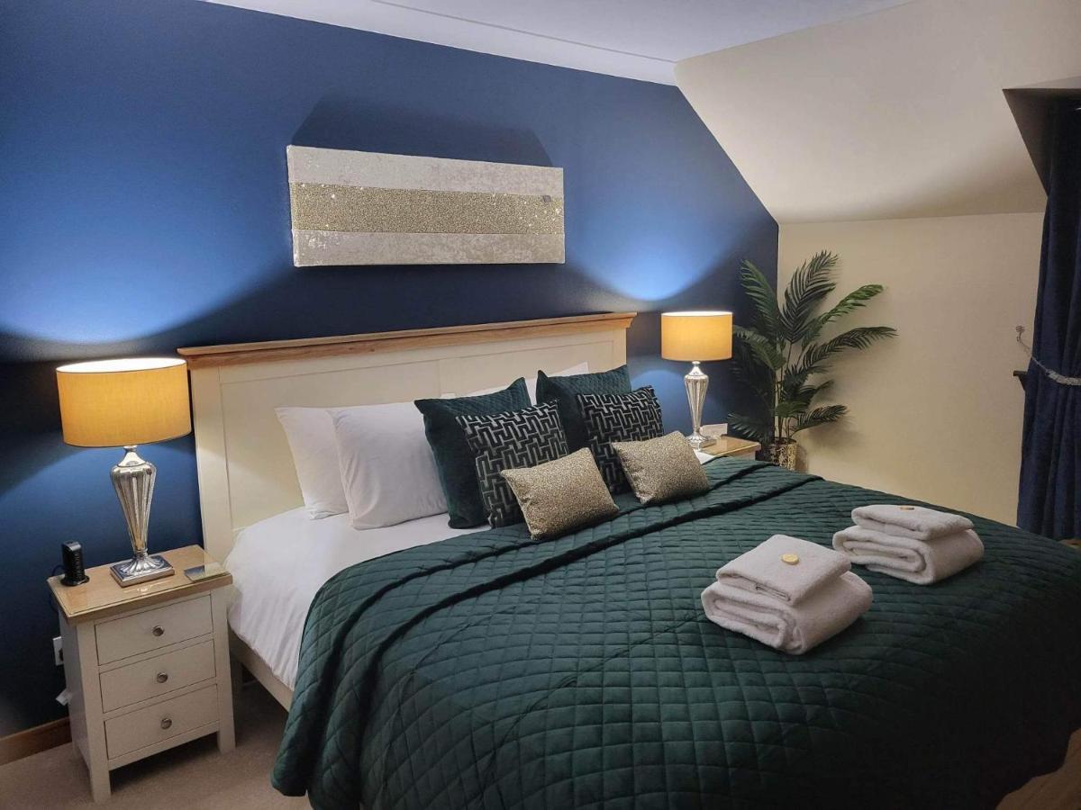 Avalon 4*