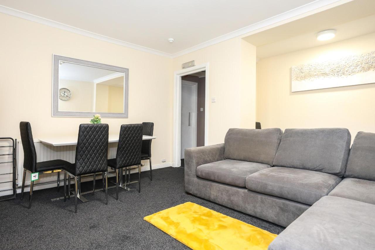 Modern - - Complimentary Snacks - Free Parking Guest house
