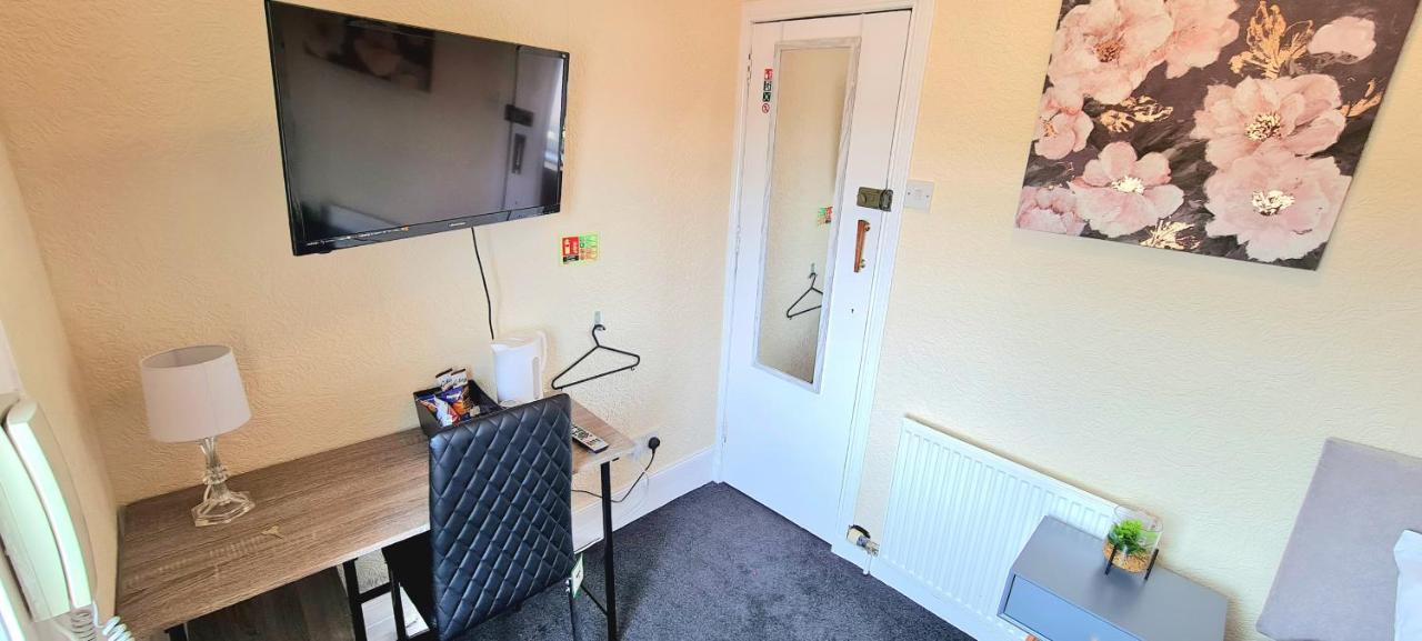 Guest house Modern - - Complimentary Snacks - Free Parking *