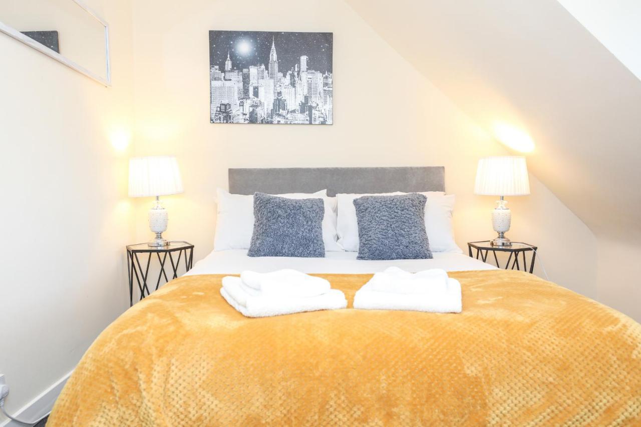 Modern - - Complimentary Snacks - Free Parking Guest house Inverness