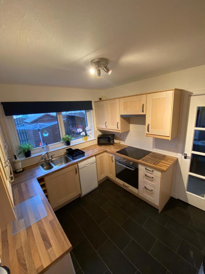 Delightful, 3 Bedroom House With Garden.