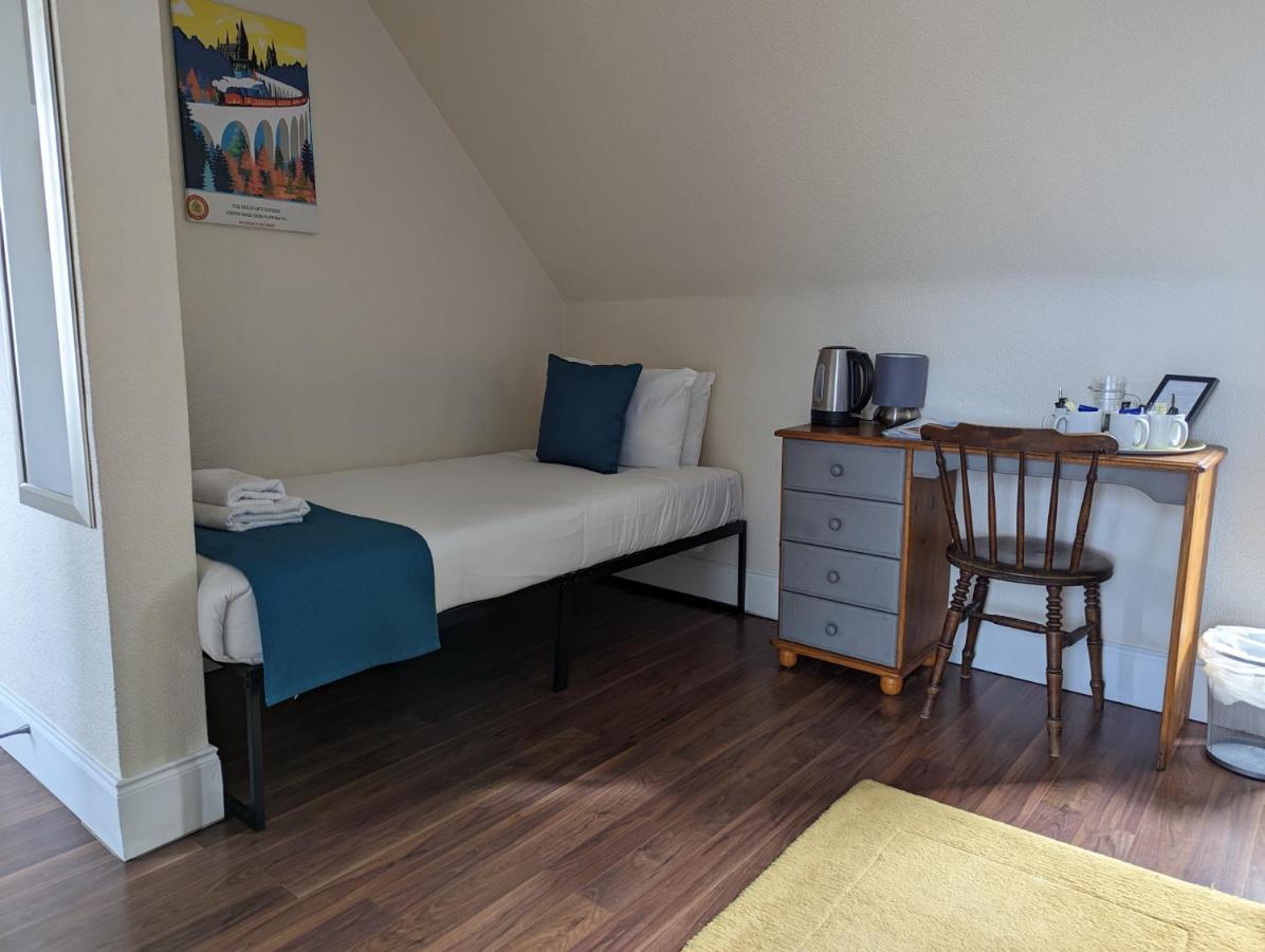 The Coo's Guest house