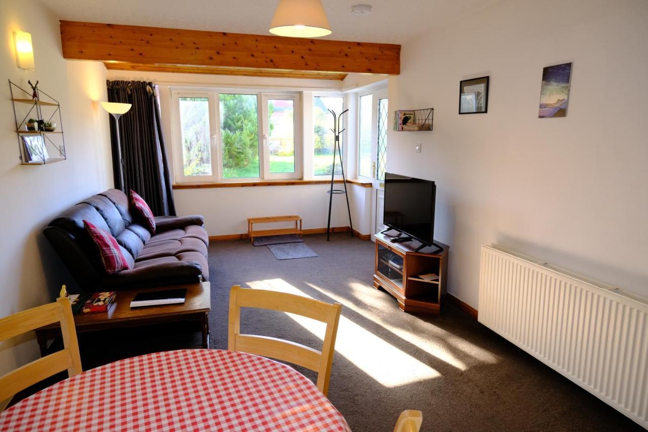 Lovely 1-bedroom With Free Parking Apartamento Inverness