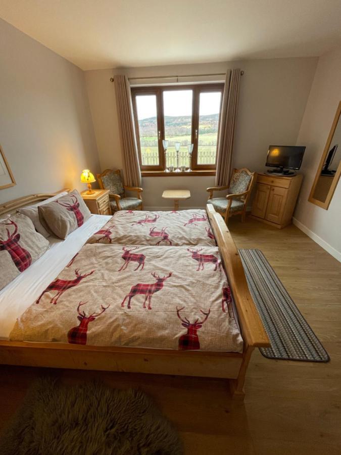 Bed & Breakfast Doura Inverness
