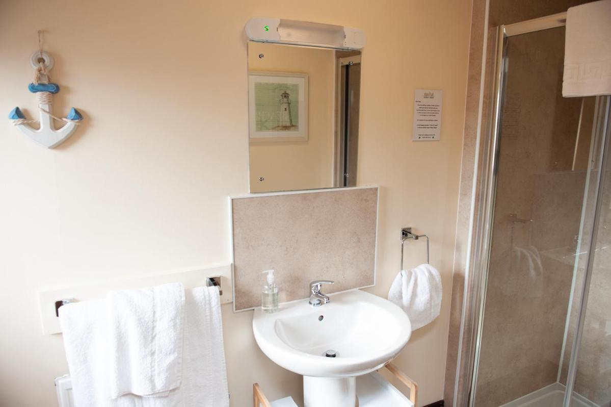 Alban And Abbey House 3*