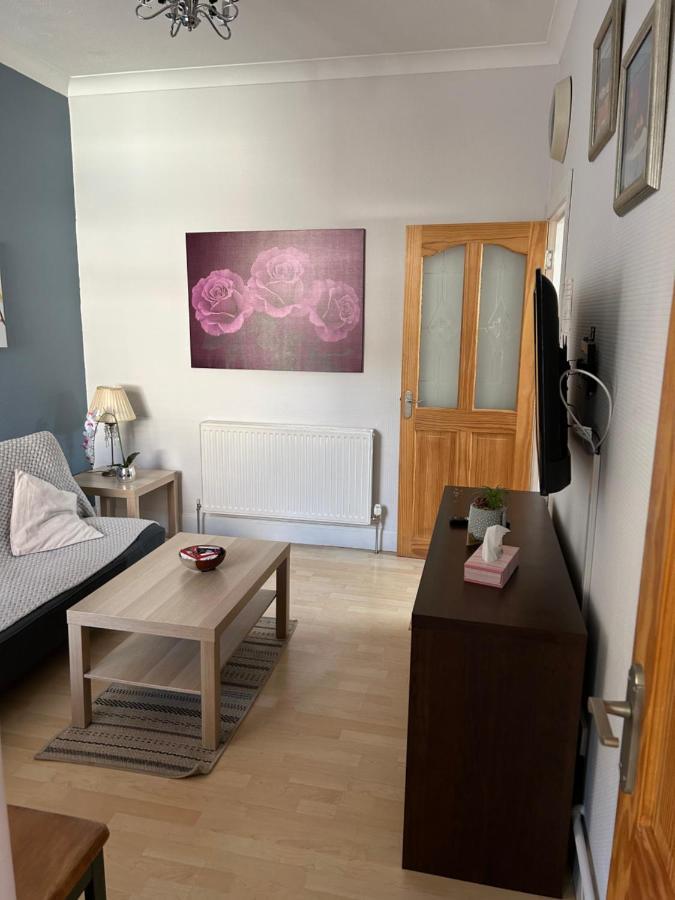 Rosebery Apartment-inverness Apartment *