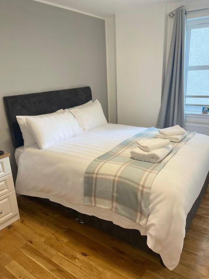 Highland Apartment