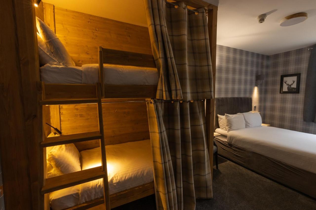 Aye Guest house