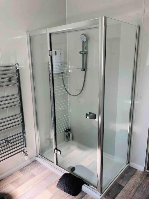 Fraser House - City Centre - Free Parking Holiday home