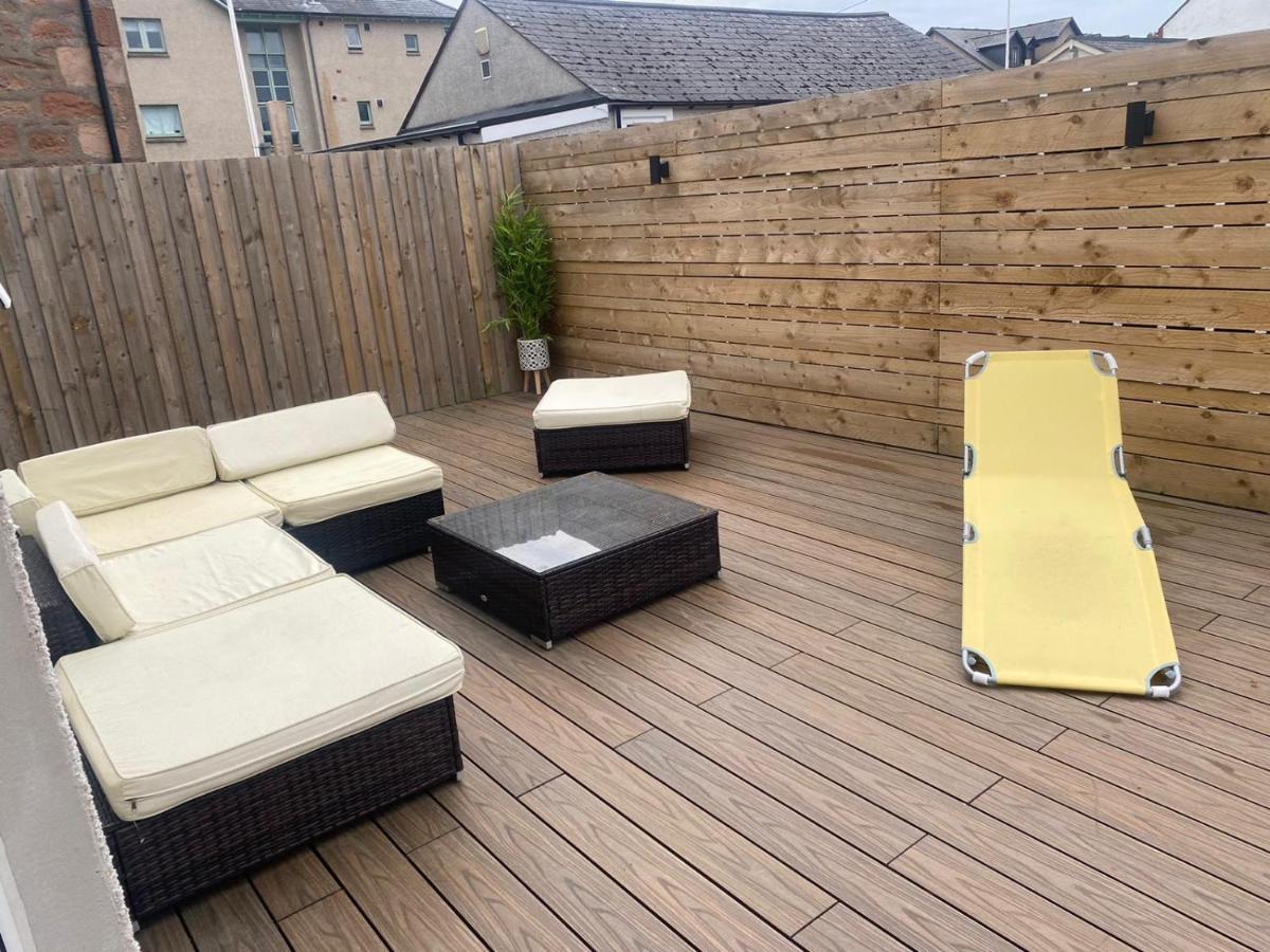 Modern Openplan 3 Bed 4 Bathroom Highland Holiday home *