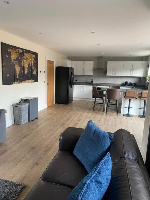 Modern Openplan 3 Bed 4 Bathroom Highland Holiday home Inverness