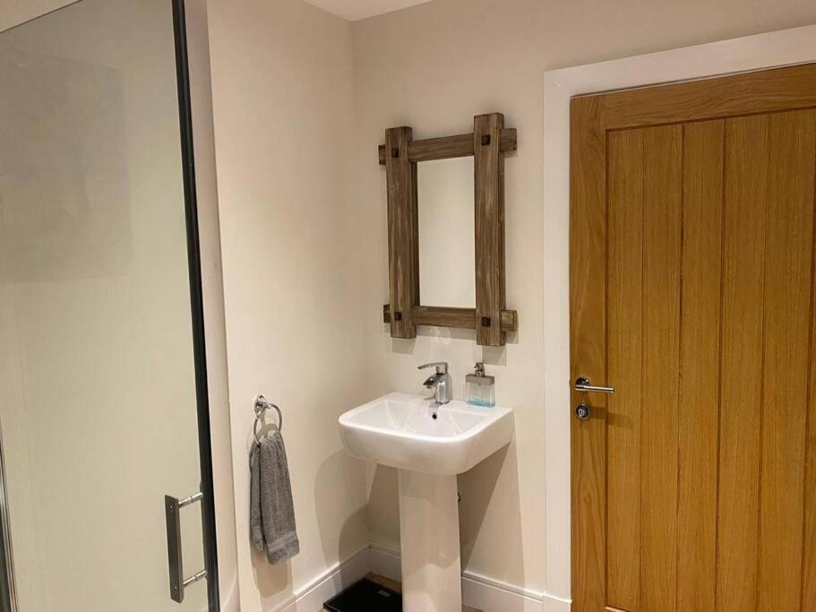 Modern Openplan 3 Bed 4 Bathroom Highland Holiday home *