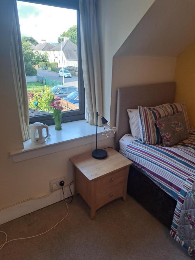 Bed & Breakfast No 27
