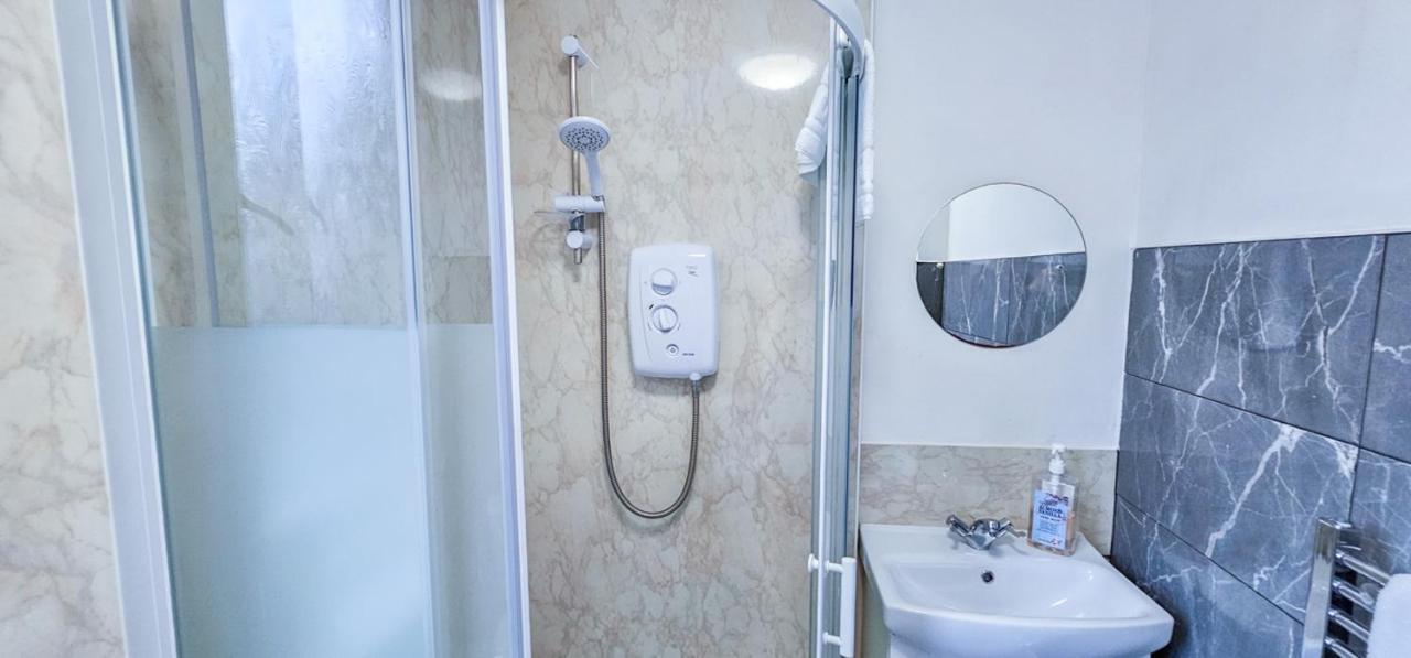 Holiday home Mystayinn Telford 7 Bedroom House