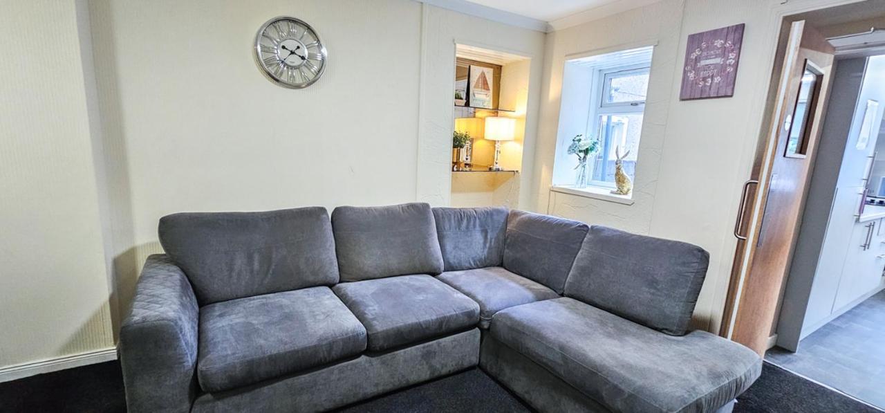 Holiday home Mystayinn Telford 7 Bedroom House *