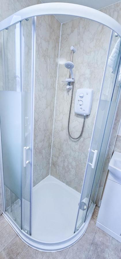 Holiday home Mystayinn Telford 7 Bedroom House *